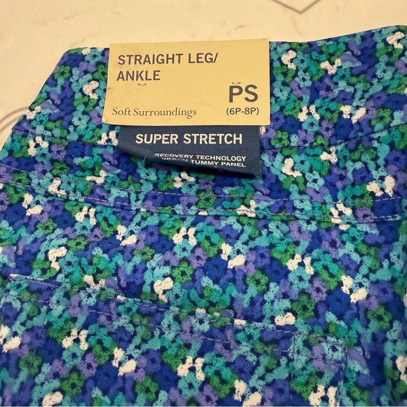 Soft Surroundings In Bloom Pull-on Floral Straight Leg Ankle Pants Size PS - Picture 3 of 6
